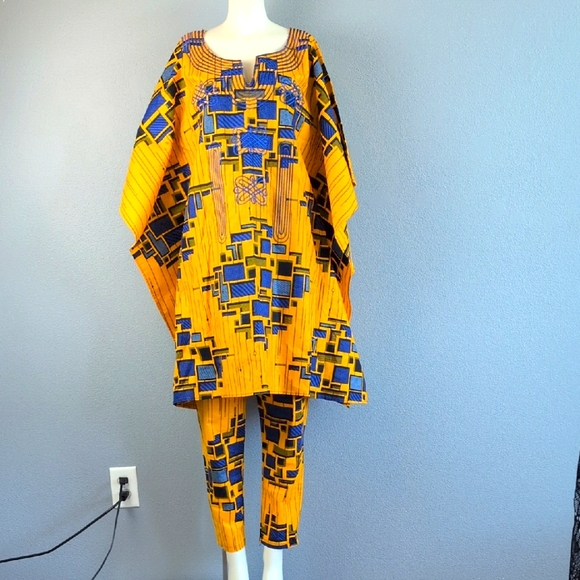 Traditional African Wear Pantsuit - Picture 1 of 11